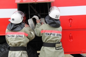 Трое пожарных в Ставрополе пострадали при тушении гаража
