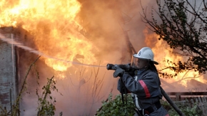 Пожарные ПАСС СК и ФПС СК ликвидировали возгорание в продовольственных киосках