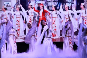 На фестивале армянской  культуры ставропольцы окунулись в мир музыки, поэзии и танца